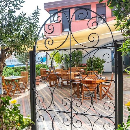 Locanda Da Toto Генуа Екстериор снимка